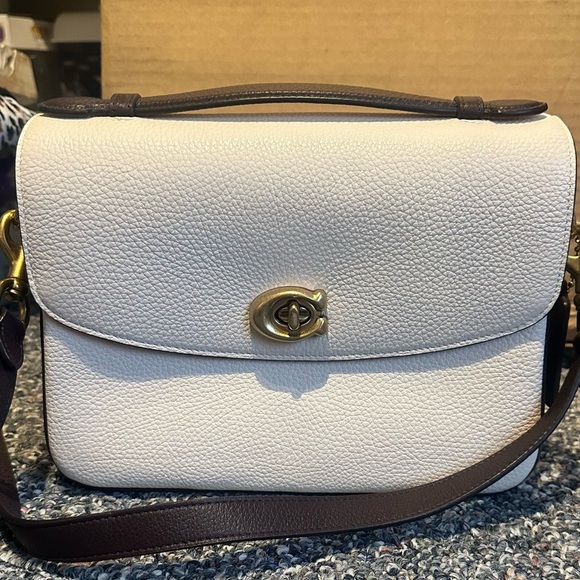 Coach Handbags - Brand new beautiful Coach purse